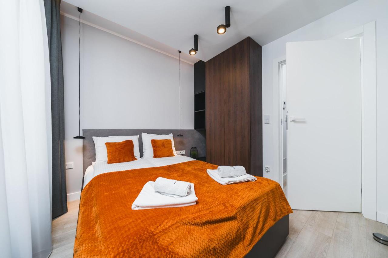 Sarah Apartments Old Town クラクフ エクステリア 写真