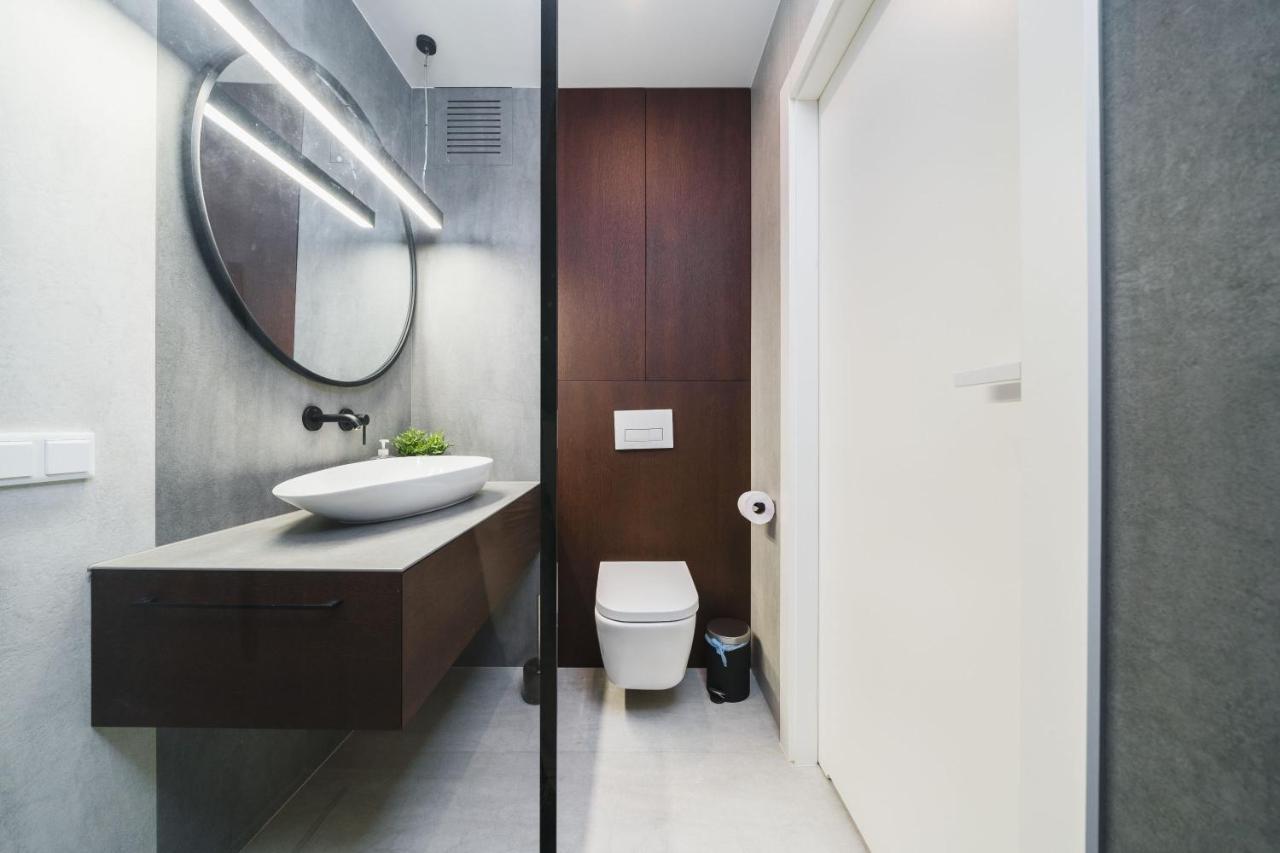 Sarah Apartments Old Town クラクフ エクステリア 写真