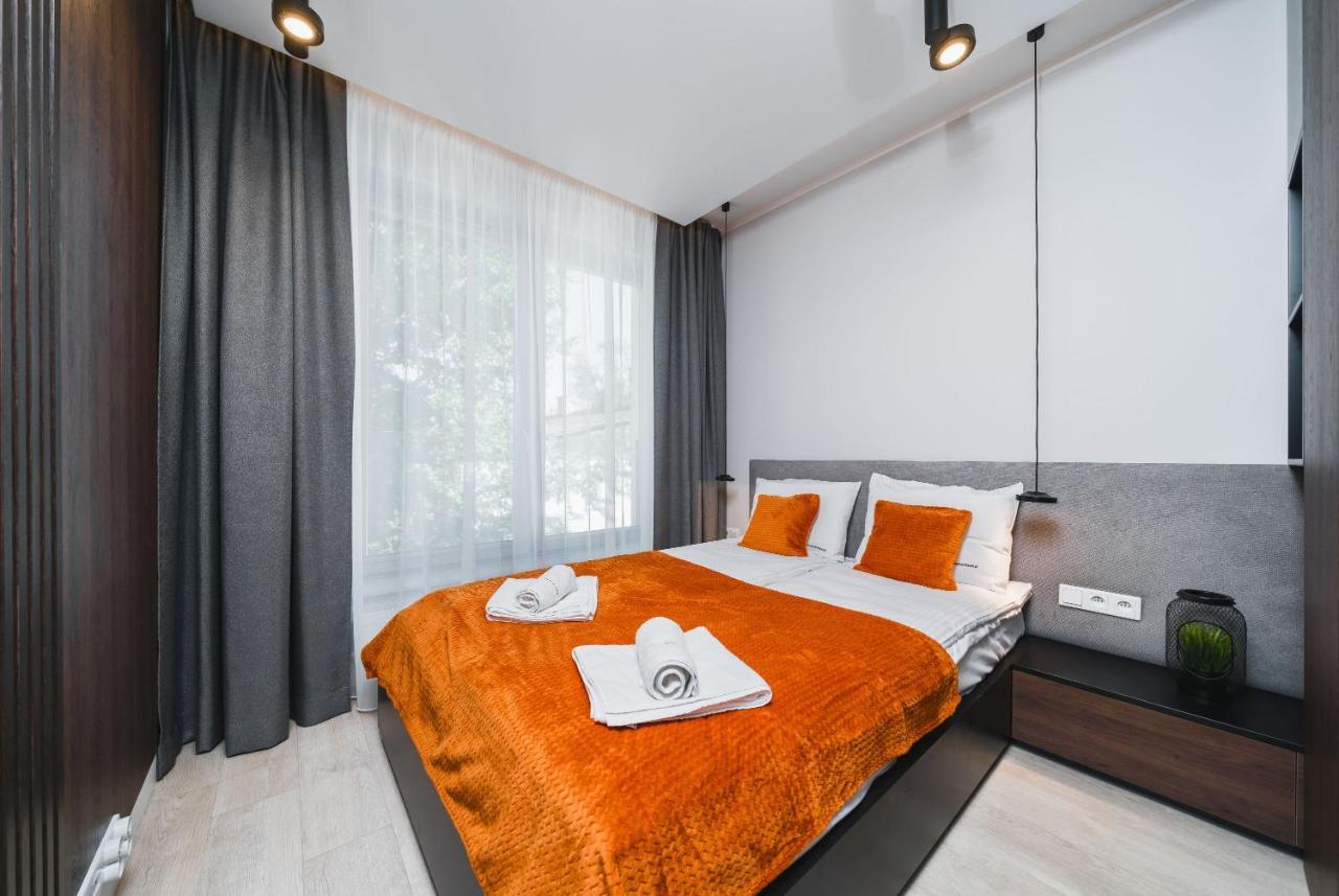 Sarah Apartments Old Town クラクフ エクステリア 写真