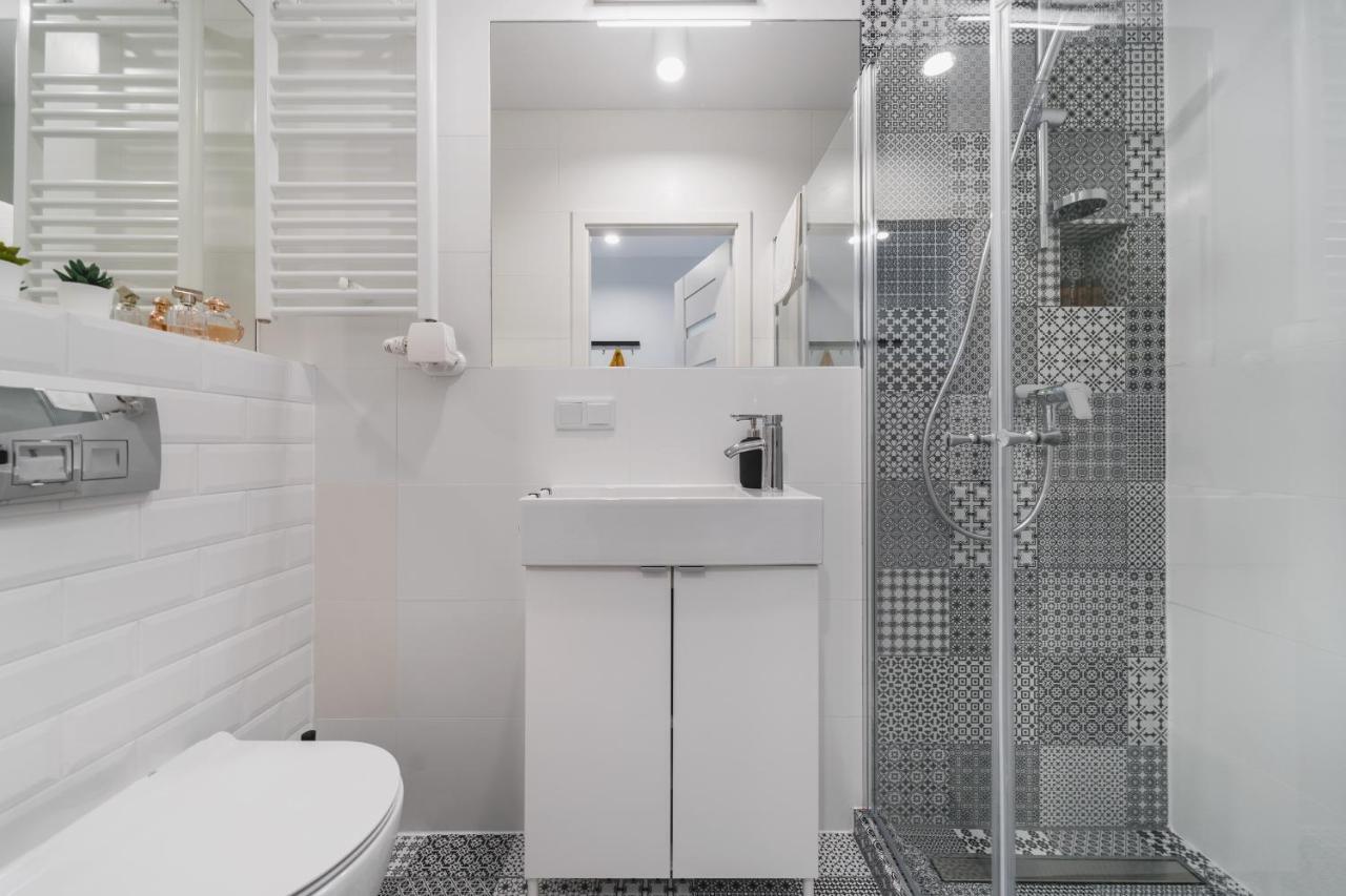 Sarah Apartments Old Town クラクフ エクステリア 写真